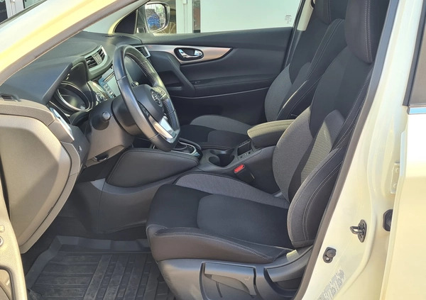 Nissan Qashqai cena 75900 przebieg: 72300, rok produkcji 2018 z Witnica małe 92